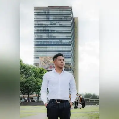 周雅莉